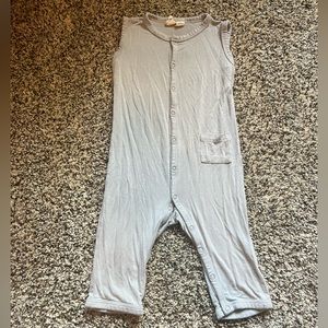 EUC beige kyte jumper